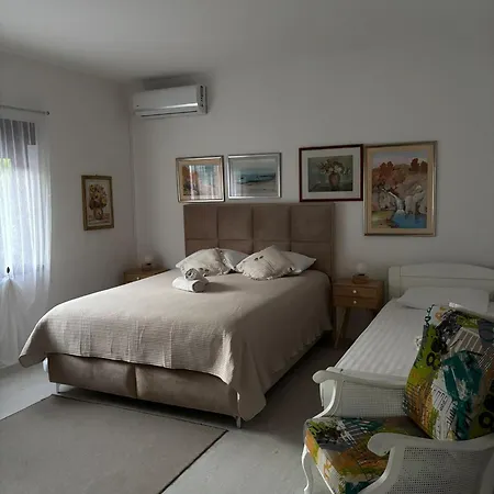 Villa Vita וילה מוסטר