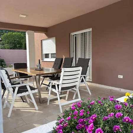 Villa Vita موستار